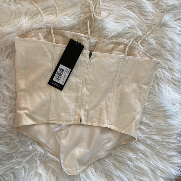 NWT ✨Lioness Corset Top Size Small✨. Off White - Picture 2 of 8